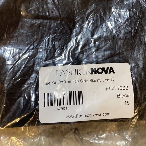 FASHION NOVA - See Ya On The Flip Side Skinny Jean - Picture 7 of 7